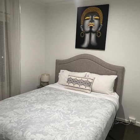 Adelaide Cbd Apartment - 3Br, 2Bath & Carpark Экстерьер фото