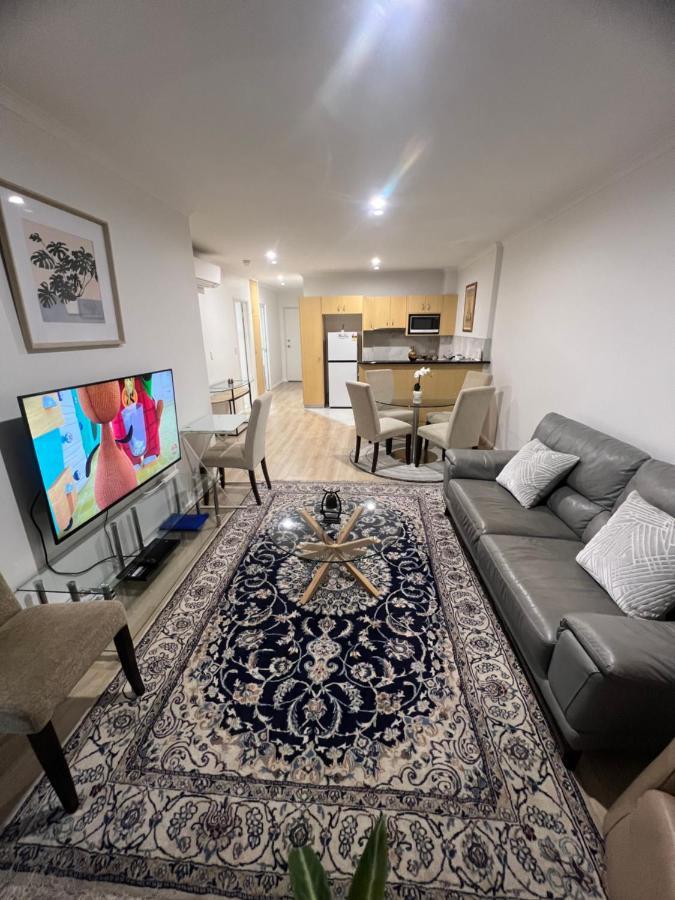 Adelaide Cbd Apartment - 3Br, 2Bath & Carpark Экстерьер фото