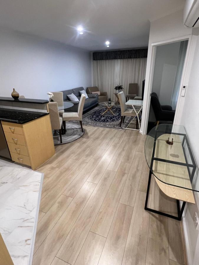 Adelaide Cbd Apartment - 3Br, 2Bath & Carpark Экстерьер фото