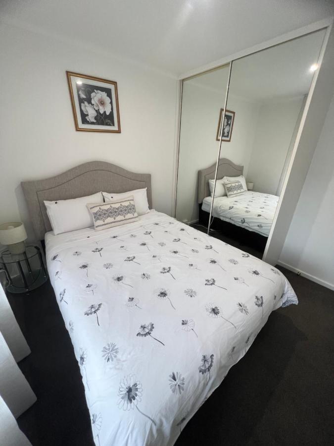 Adelaide Cbd Apartment - 3Br, 2Bath & Carpark Экстерьер фото