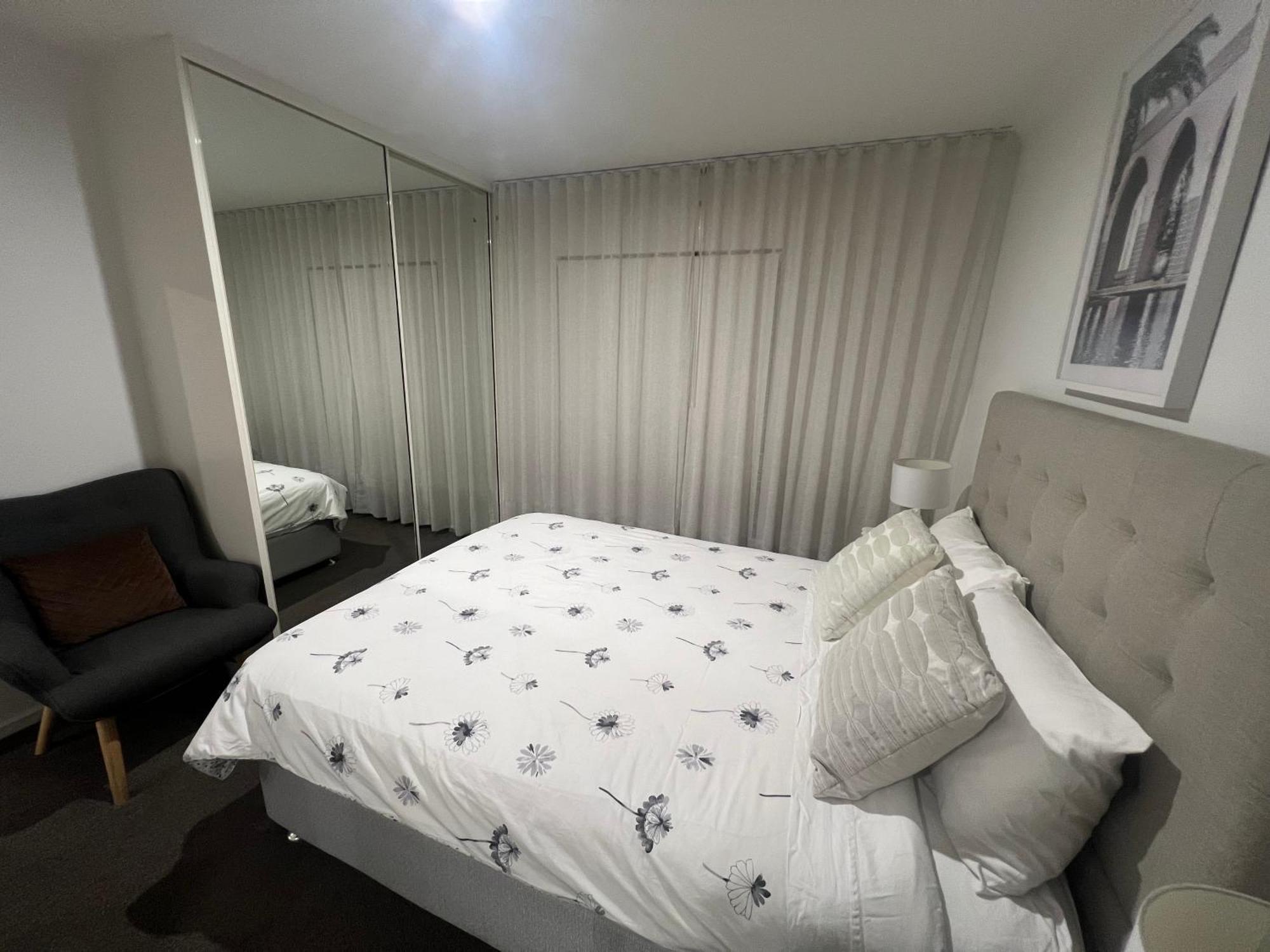 Adelaide Cbd Apartment - 3Br, 2Bath & Carpark Экстерьер фото